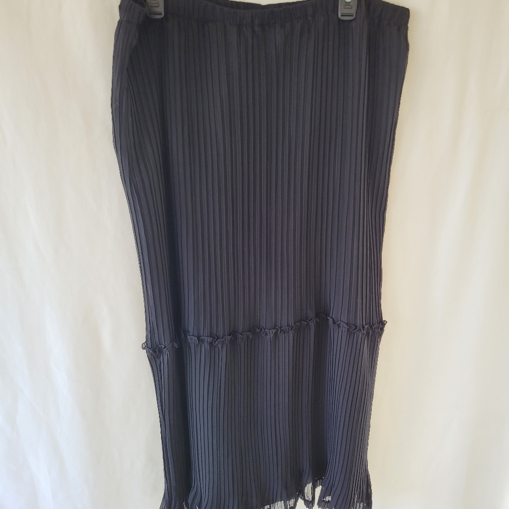 Cato maxi skirt size 18/20W black